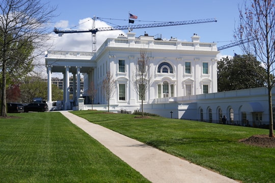 Mỹ xây tổ hợp quân sự ngầm dưới phòng khiêu vũ Nhà Trắng