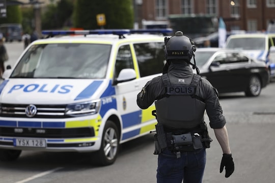 Người đàn ông Thụy Điển bị truy tố vì tội 'bán vợ'