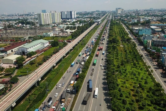 Đề xuất xây 5 nút giao trên xa lộ Hà Nội, vốn gần 3.500 tỷ đồng