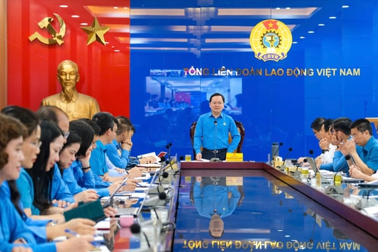 Công nhân chủ yếu quan tâm đến vấn đề tiền lương, thu nhập