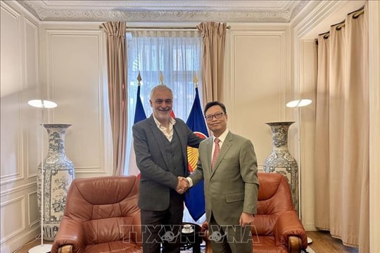 Việt - Pháp thúc đẩy quan hệ hợp tác qua kênh
