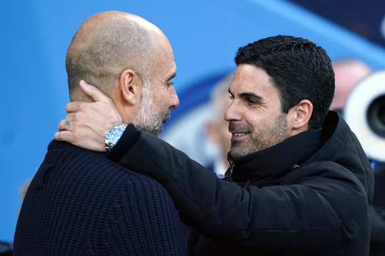 Guardiola, Arteta mặc đẹp nhất Ngoại hạng Anh