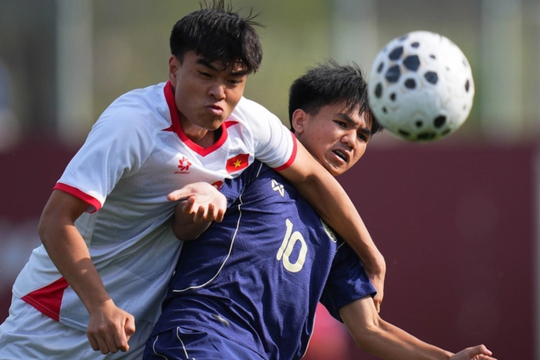 U23 Việt Nam 0-0 U23 Trung Quốc: Văn Thuận sút vọt xà