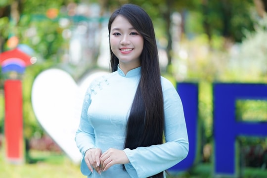 Nữ sinh đỗ đại học top 1 thế giới với bài luận về Taylor Swift