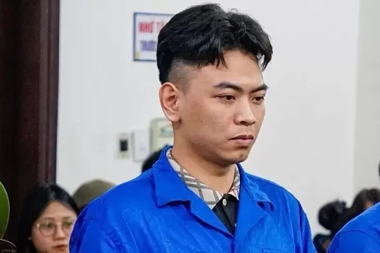 'Tổng tài chỉ tay đánh người' không được hưởng án treo