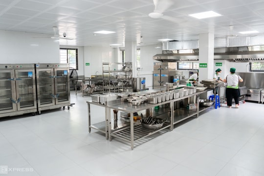 Hơn 2.900 trường học ở Hà Nội rà soát đầu mối thực phẩm bán trú