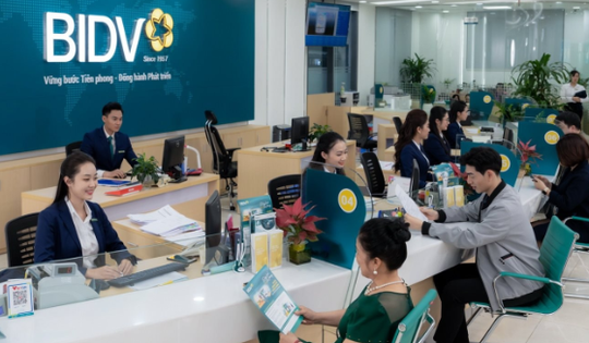 Ngân hàng thông báo khẩn từ 1-4, chủ tài khoản phải dùng tên thật khi chuyển tiền