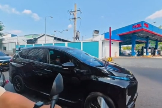 CSGT TP Hồ Chí Minh kịp thời hỗ trợ sản phụ đi sinh, bảo đảm an toàn