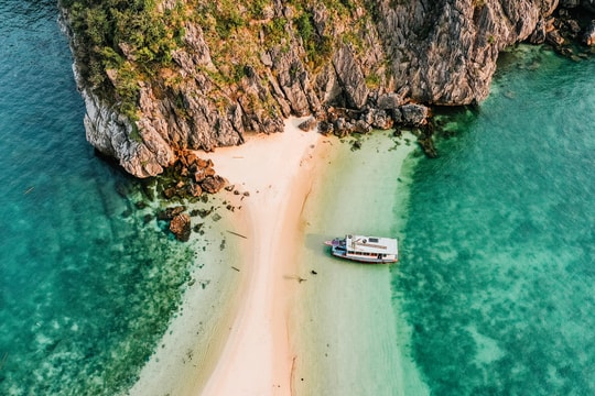 Nhiều trải nghiệm mùa hè mới tại Cát Bà