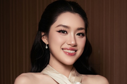 Hoa hậu Phương Oanh: 'Tôi tự lập từ năm 16 tuổi'