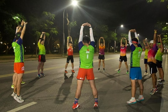 Vì sao người giảm cân nên đi bộ thường xuyên?