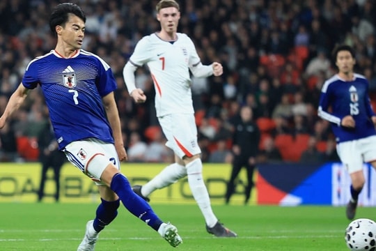 Nhật Bản trở thành đội châu Á đầu tiên thắng tuyển Anh