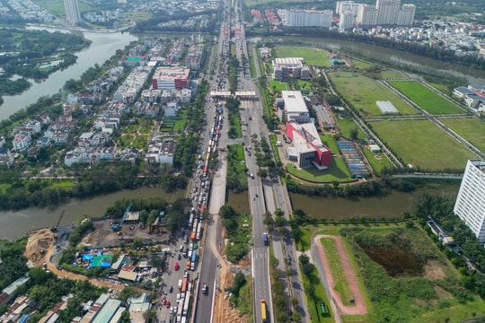 Đề xuất cách tính thuế mới để siết tình trạng 'hai giá' bất động sản