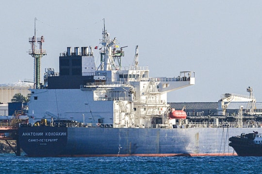 Tàu Nga chở 730.000 thùng dầu cập cảng Cuba