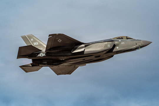 Tiêm kích F-35 Mỹ rơi, phi công thoát hiểm an toàn