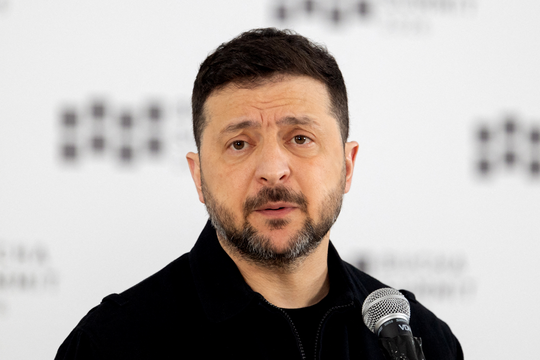 Ông Zelensky: Nga cho Ukraine hai tháng để rút khỏi Donbass