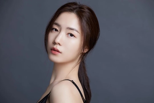 Cựu thành viên T-ara cưới chồng doanh nhân