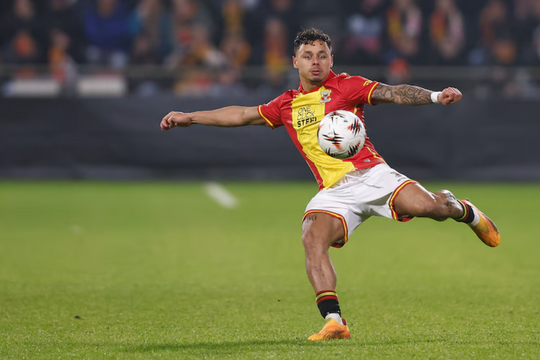 Bê bối hộ chiếu, 4 cầu thủ Indonesia bị đình chỉ thi đấu ở Hà Lan