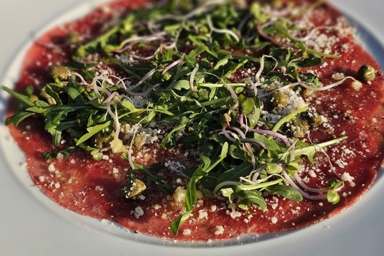 Món khai vị Italy được ví như tiết canh Việt Nam