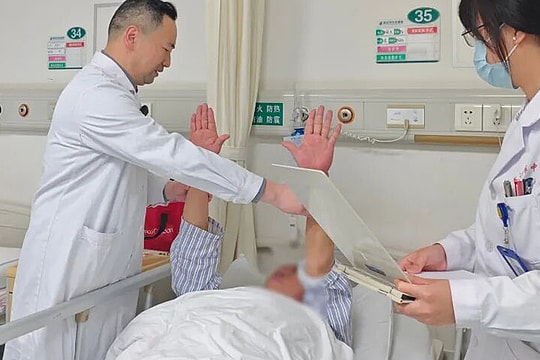 Đột quỵ tuổi 33 do sai lầm khi đi xoa bóp giảm đau vai gáy