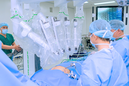 U tuyến ức tiến triển gây suy hô hấp