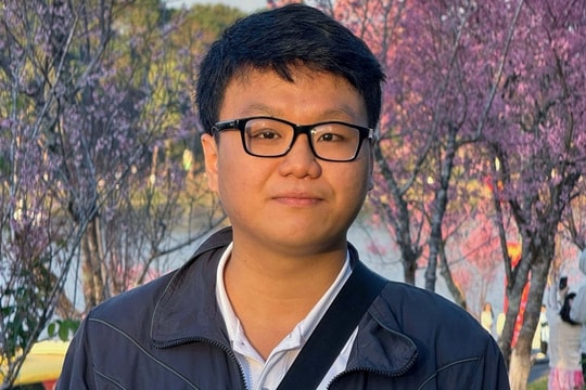 Chàng trai mê tháo bàn phím trúng tuyển Đại học Stanford