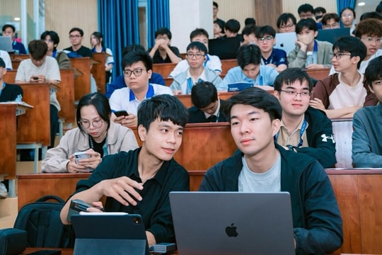 Lần đầu tiên sinh viên Việt được học làm game trên Roblox