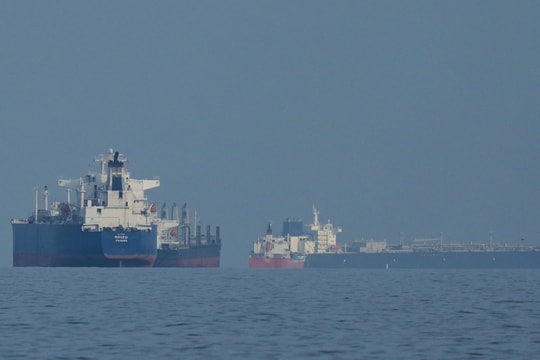 Việt Nam làm việc với Iran để tạo điều kiện cho tàu thuyền đi qua Hormuz