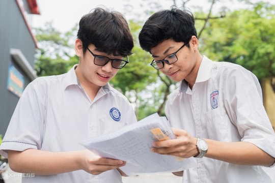 Học sinh Hà Nội tính được tỷ lệ chọi trước khi chốt nguyện vọng lớp 10