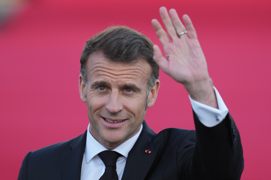 Ông Macron: Dùng vũ lực để mở eo biển Hormuz là 'phi thực tế'