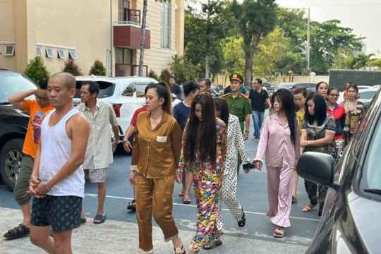 'Trùm' ma túy ở TP HCM huy động con trai và người thân để phân phối