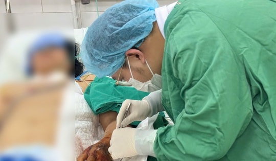 Tiêm hỗ trợ xương khớp, bệnh nhân sốc nhiễm khuẩn nguy kịch