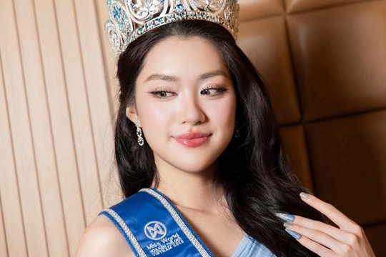 Phương Oanh: 'Tôi không quan tâm tiền thưởng'