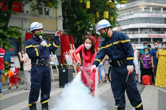 Định kỳ tổ chức tập huấn phương án xử lý tình huống cháy, nổ đối với khu dân cư