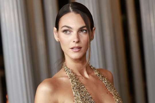 Bạn gái Leo DiCaprio tình duyên, sự nghiệp thăng hoa