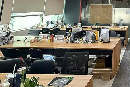 Nhiều doanh nghiệp cho nhân viên làm việc tại nhà, hỗ trợ tiền xăng