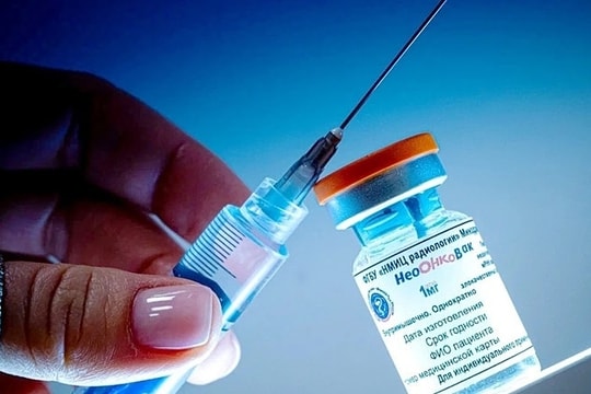 Bệnh nhân Nga đầu tiên được tiêm vaccine ung thư