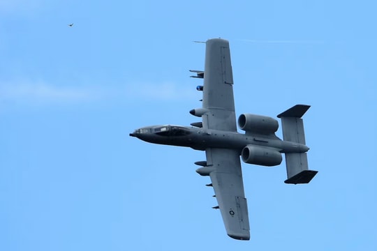 Iran tuyên bố bắn hạ cường kích A-10 của Mỹ gần eo biển Hormuz