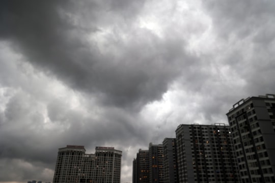 Thời tiết ngày 4/4: Mưa dông cục bộ ở Đông Bắc Bộ, nắng nóng gia tăng trên diện rộng