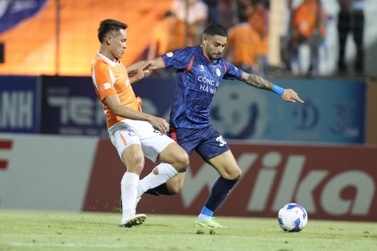 Công an Hà Nội - Đà Nẵng: Bứt tốc trên ngôi đầu