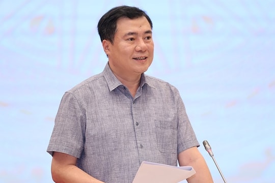 Thứ trưởng Công Thương: Nguồn cung xăng dầu đảm bảo đến hết tháng 4