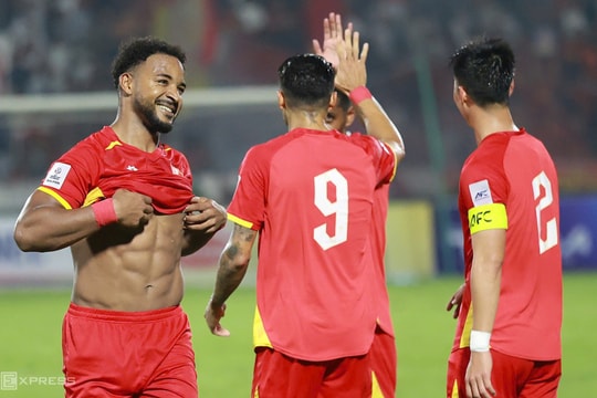 Chuyên gia Malaysia: 'Việt Nam mạnh nhất khu vực nhờ Xuân Son, Hoàng Hên'