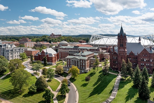 Đại học Mỹ khai tử gần 100 ngành xã hội nhân văn