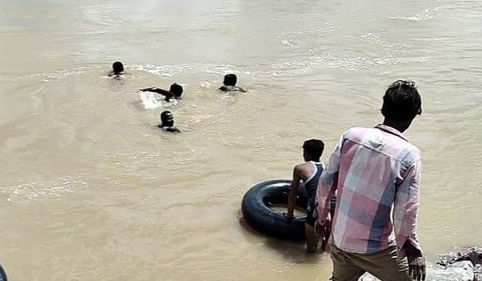 Đi tắm ao, 3 đứa trẻ tử vong thương tâm