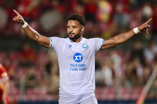 Kết quả Hà Tĩnh 0-2 Nam Định: Xuân Son ghi bàn, kiến tạo