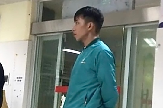 Tài xế ứng viện phí giúp khách lạ giữa đêm