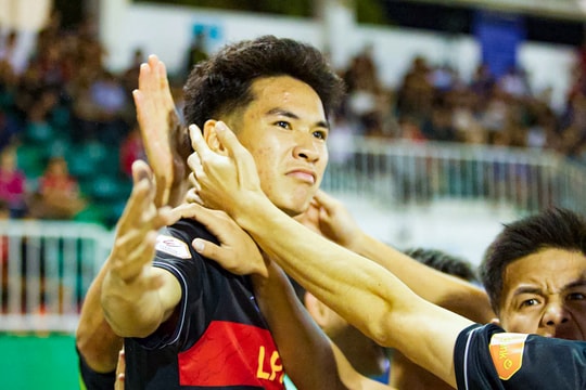 Tuyển thủ U23 Việt Nam 'cứu' Ninh Bình ở V-League