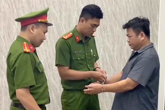 Chủ Công ty Đấu giá Hợp danh VAMC bị cáo buộc lừa 52 tỷ đồng