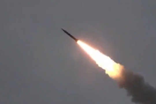 Iran tuyên bố tập kích tổ hợp Patriot, pháo HIMARS Mỹ