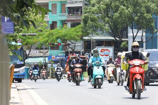 Thời tiết ngày 6/4: Nắng nóng gia tăng trong cả nước, chiều tối có mưa dông cục bộ